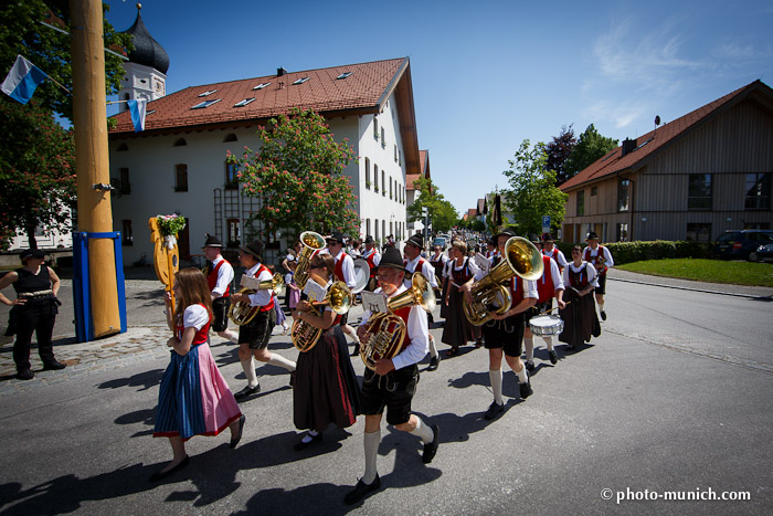 Iffeldorf - Châteaubourg Partnerschafts Fest 2012-359