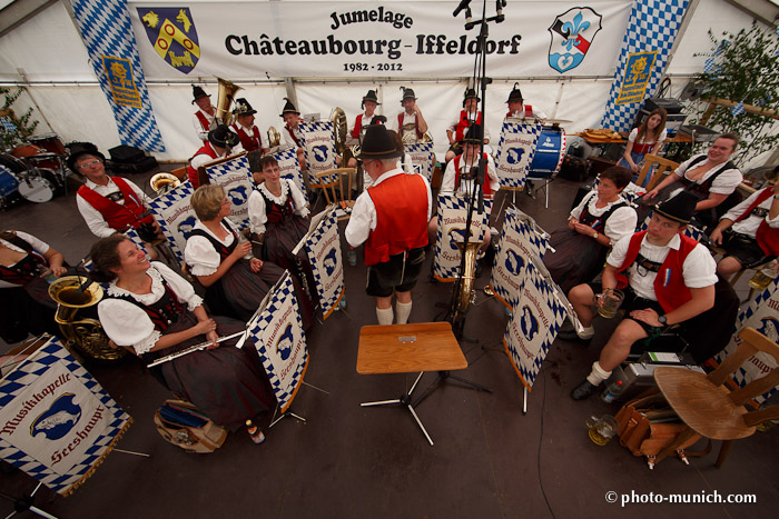 Iffeldorf - Châteaubourg Partnerschafts Fest 2012-418