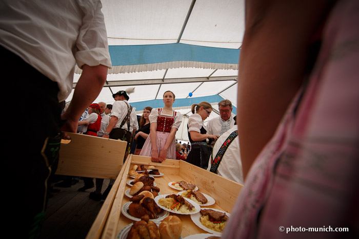 Iffeldorf - Châteaubourg Partnerschafts Fest 2012-420