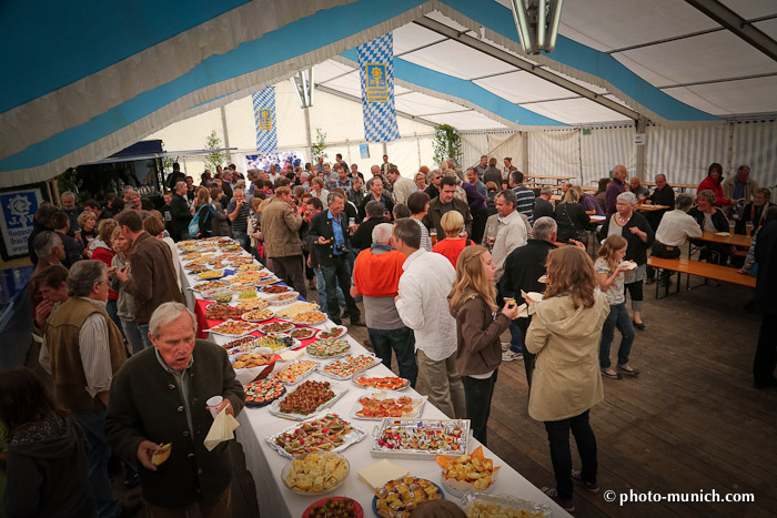 Iffeldorf - Châteaubourg Partnerschafts Fest 2012-66
