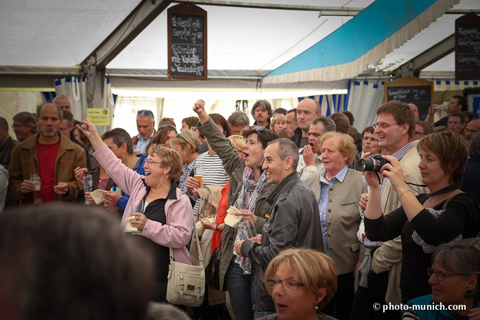 Iffeldorf - Châteaubourg Partnerschafts Fest 2012-74