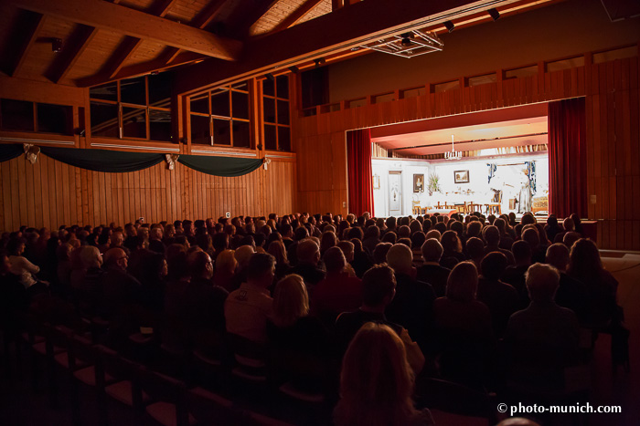 Laienspielgruppe Iffeldorf 2012_Der kahle Krempling-24